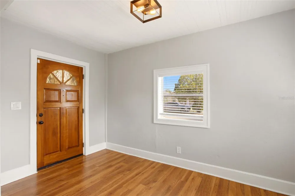 4551 19TH AVENUE S St Petersburg, FL 33711