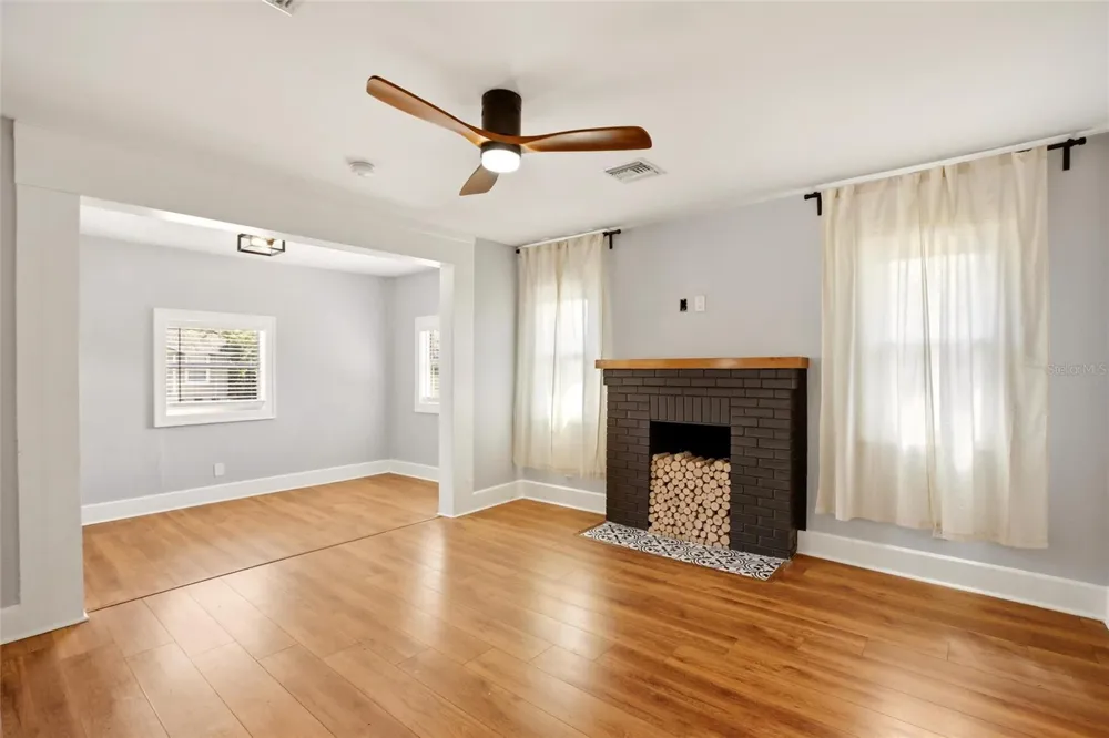 4551 19TH AVENUE S St Petersburg, FL 33711