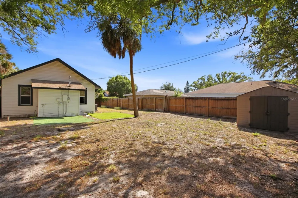 4551 19TH AVENUE S St Petersburg, FL 33711
