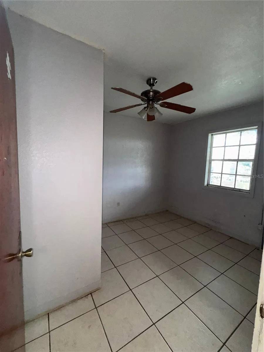 1010 EO DOUGLAS AVENUE #S1-4 Sebring, FL 33870