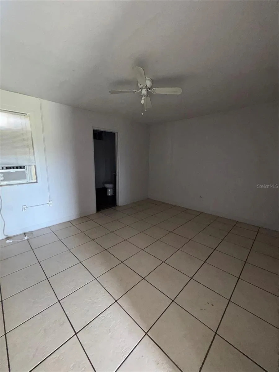 1010 EO DOUGLAS AVENUE #S1-4 Sebring, FL 33870