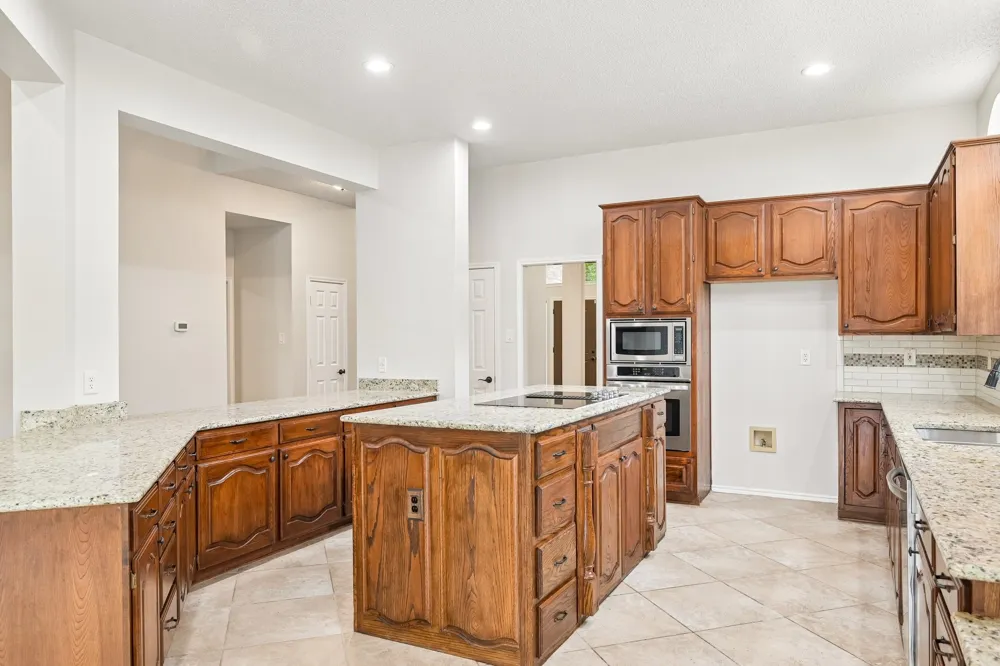 7410 Silverthorn Drive Rowlett, TX 75089
