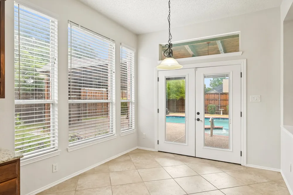 7410 Silverthorn Drive Rowlett, TX 75089