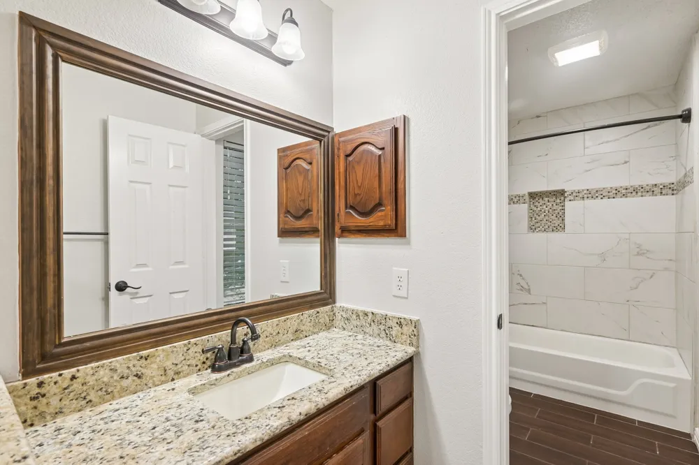 7410 Silverthorn Drive Rowlett, TX 75089