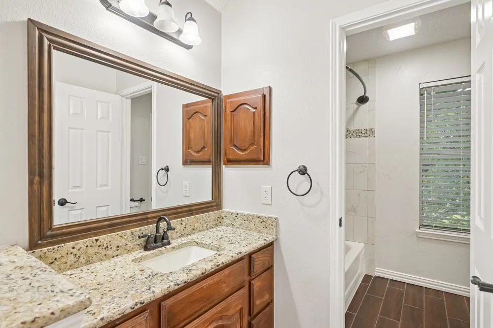 7410 Silverthorn Drive Rowlett, TX 75089