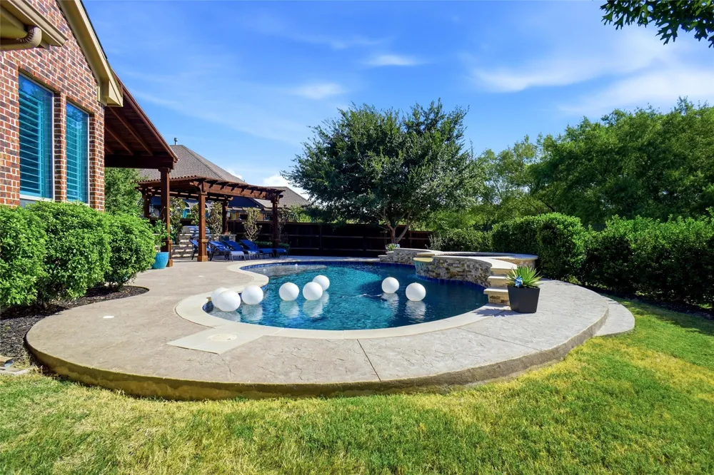 1913 Yosemite Lane Keller, TX 76248