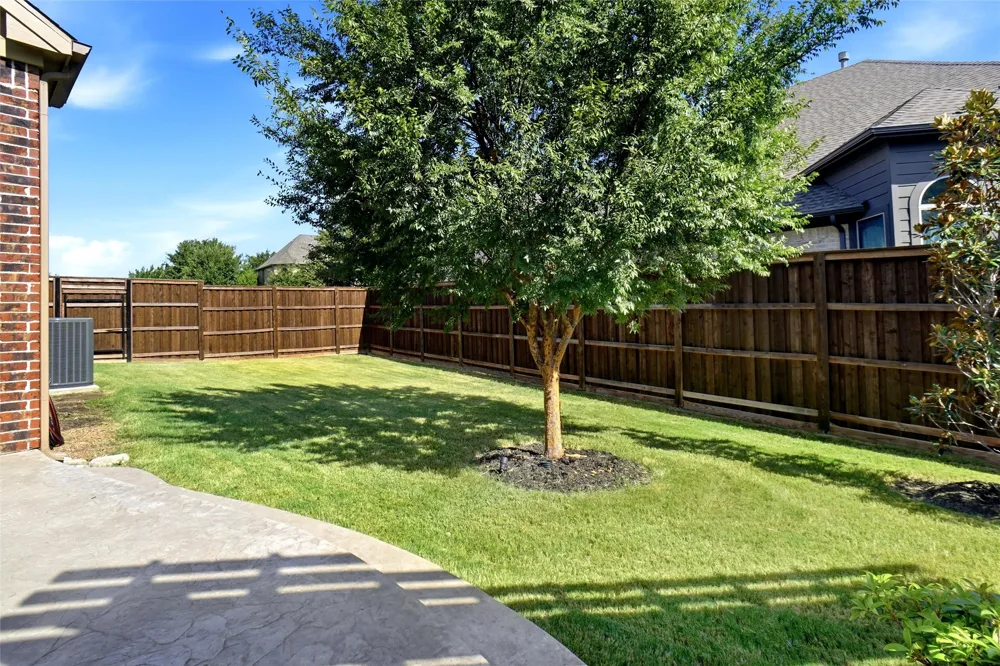 1913 Yosemite Lane Keller, TX 76248