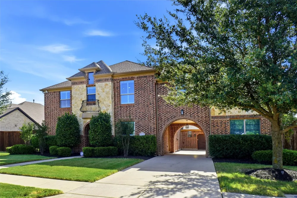 1913 Yosemite Lane Keller, TX 76248