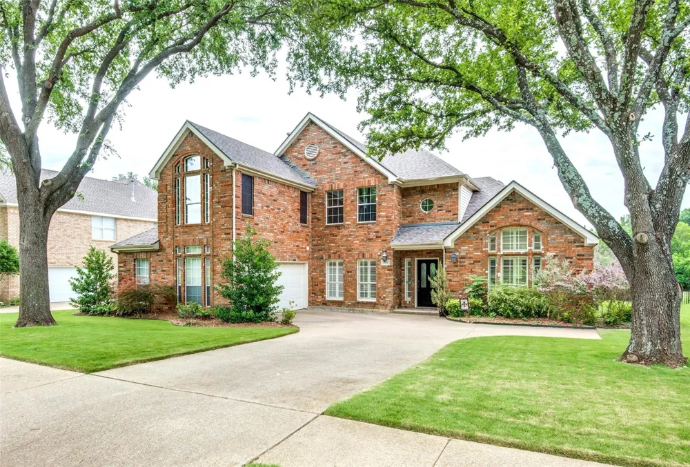656 Water Oak Drive Plano, TX 75025