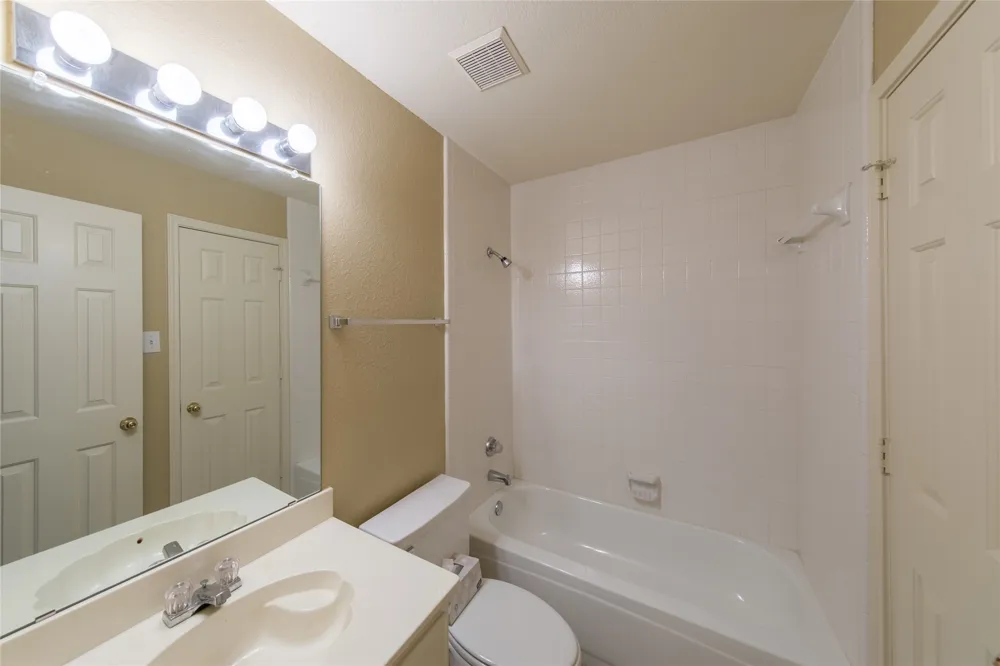 656 Water Oak Drive Plano, TX 75025