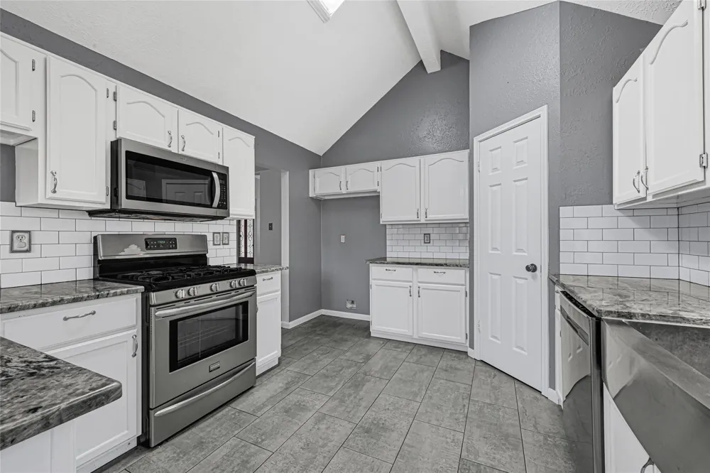 8626 Summit Pines Drive Humble, TX 77346