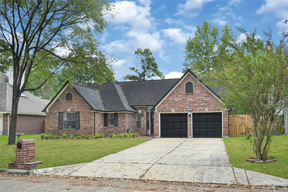 8626 Summit Pines Drive Humble, TX 77346