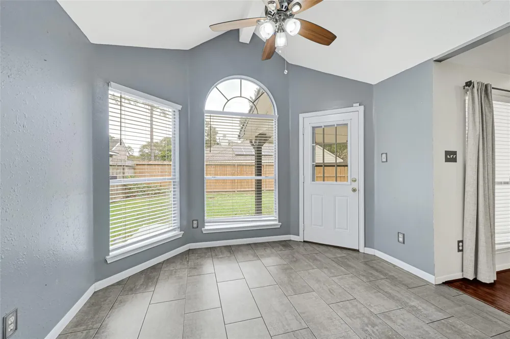8626 Summit Pines Drive Humble, TX 77346