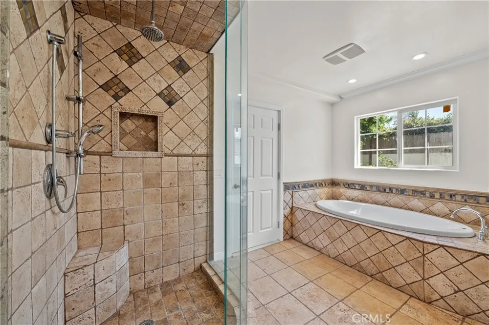 9660 Delco Avenue Chatsworth, CA 91311