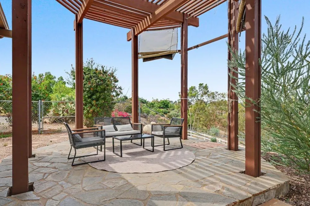 30218 Cool Valley Ln Valley Center, CA 92082