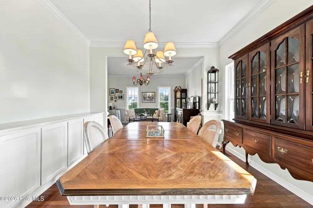 157 Pelican Pointe Drive Elizabeth City, NC 27909