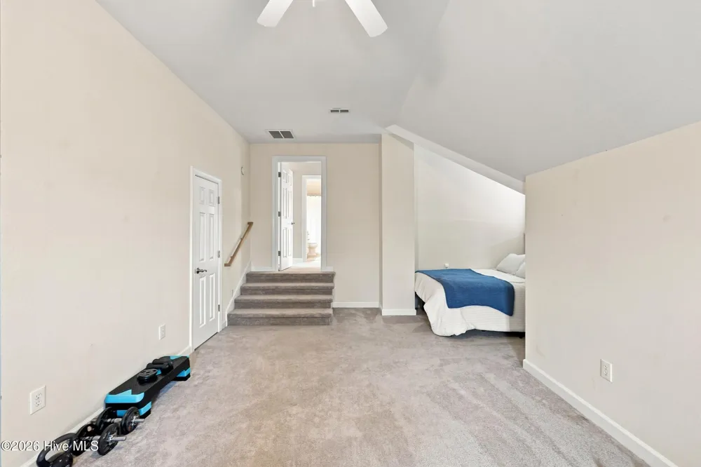 157 Pelican Pointe Drive Elizabeth City, NC 27909