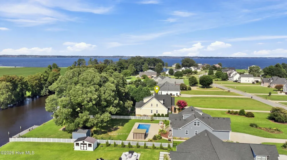 157 Pelican Pointe Drive Elizabeth City, NC 27909