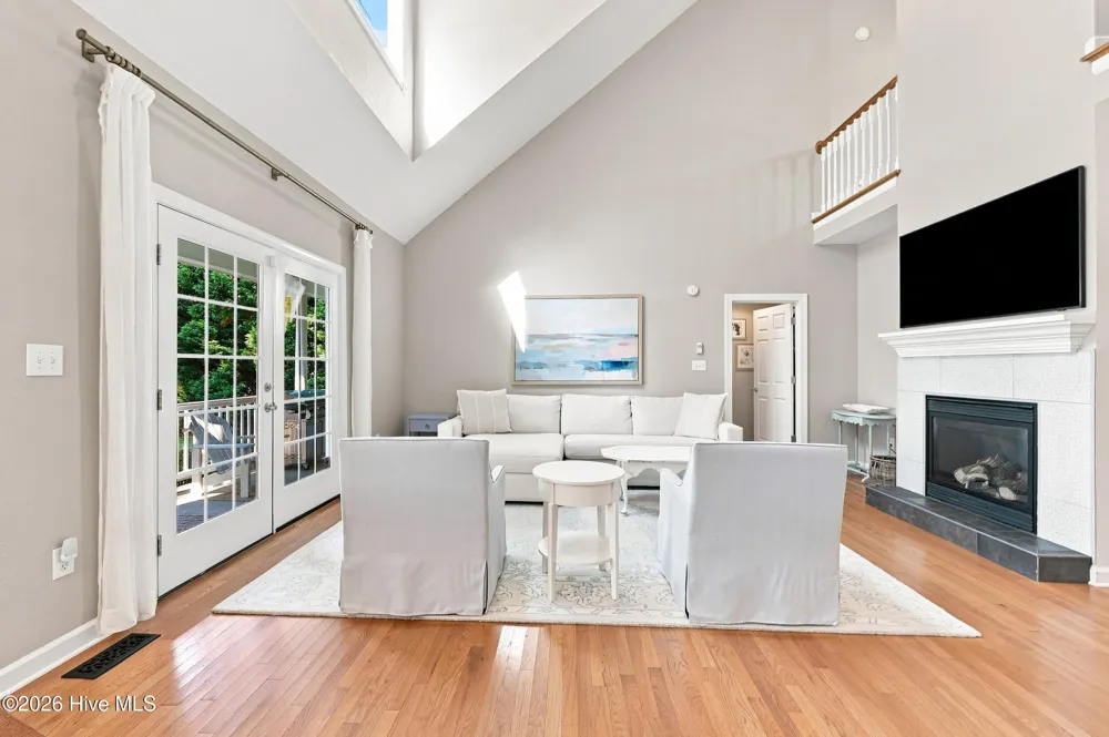 157 Pelican Pointe Drive Elizabeth City, NC 27909