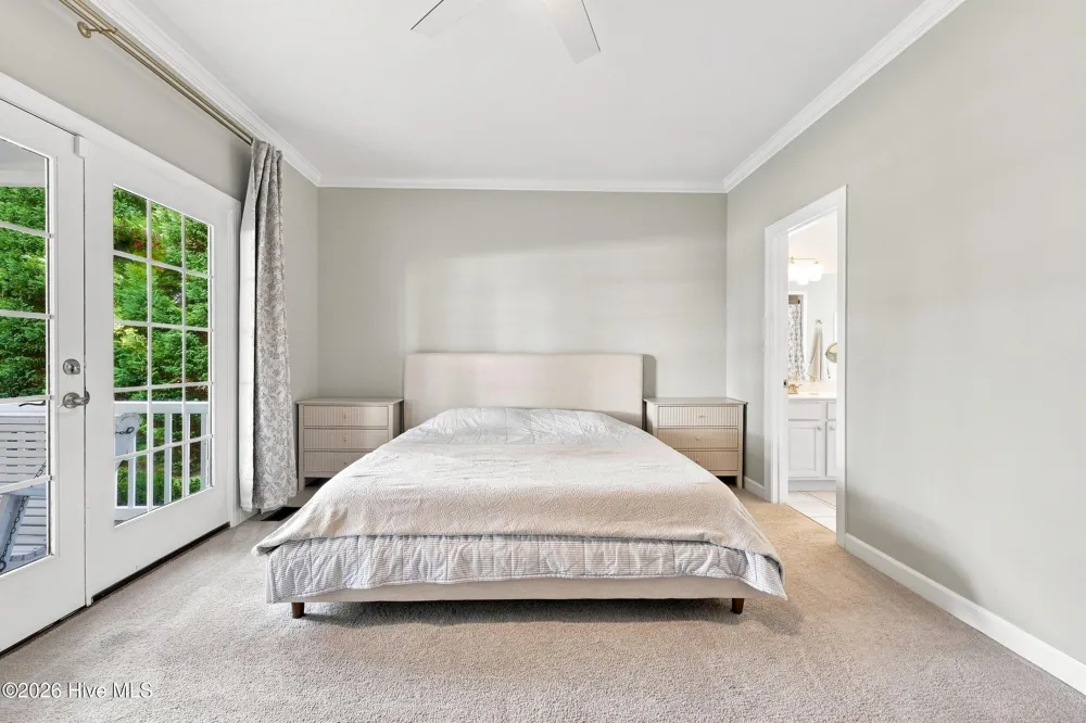 157 Pelican Pointe Drive Elizabeth City, NC 27909