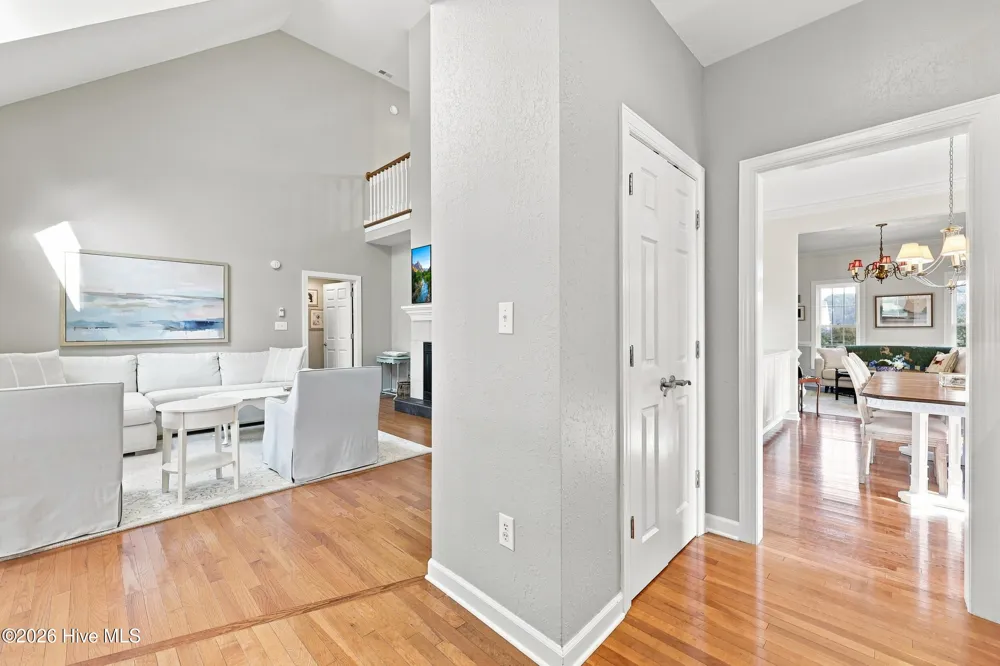 157 Pelican Pointe Drive Elizabeth City, NC 27909