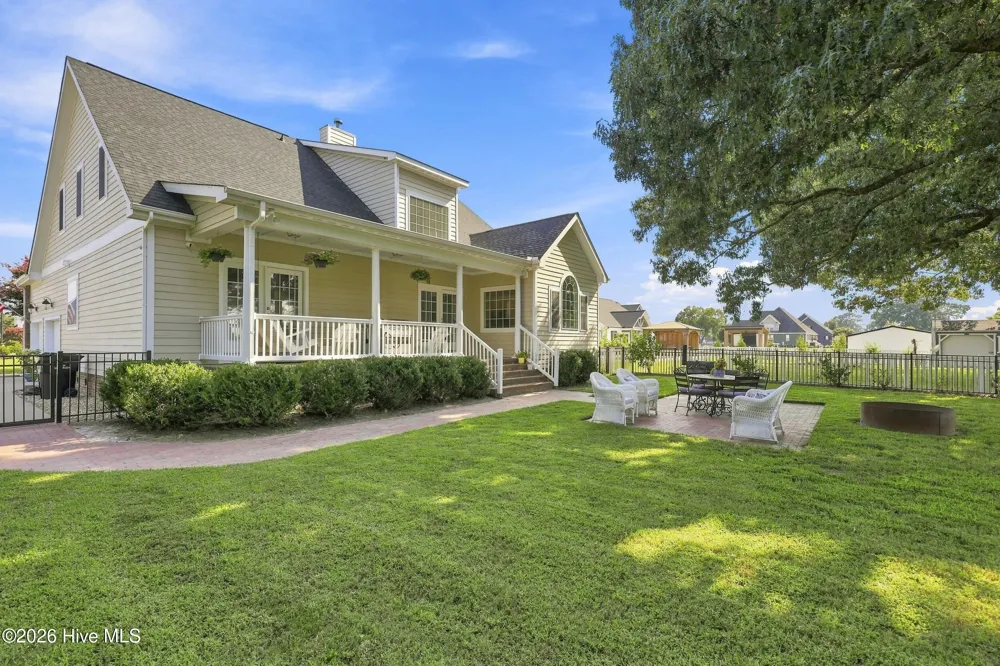 157 Pelican Pointe Drive Elizabeth City, NC 27909