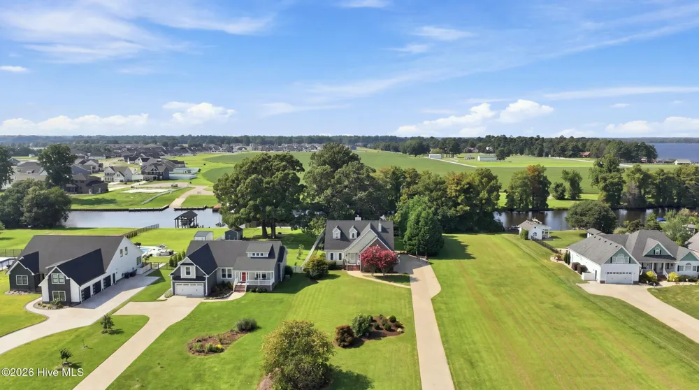 157 Pelican Pointe Drive Elizabeth City, NC 27909