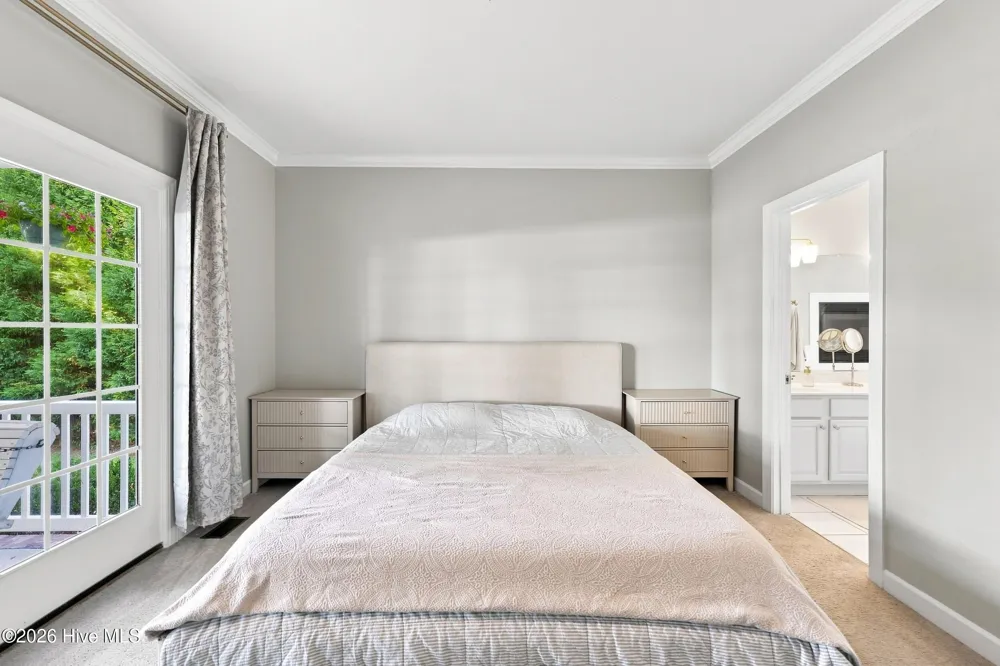157 Pelican Pointe Drive Elizabeth City, NC 27909