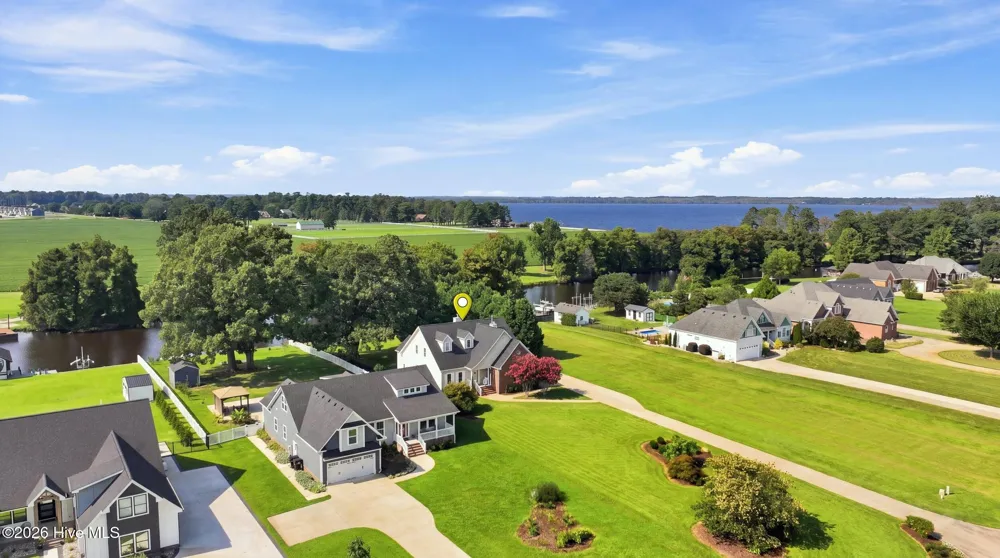 157 Pelican Pointe Drive Elizabeth City, NC 27909