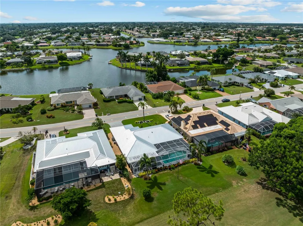 972 E GONDOLA DRIVE Venice, FL 34293