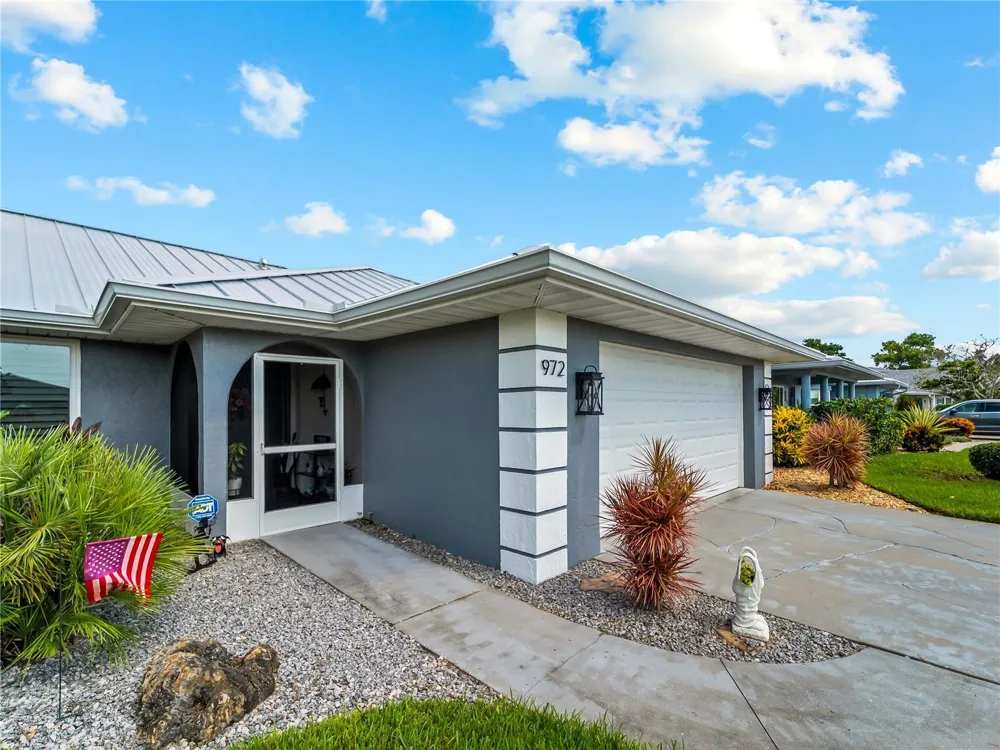 972 E GONDOLA DRIVE Venice, FL 34293