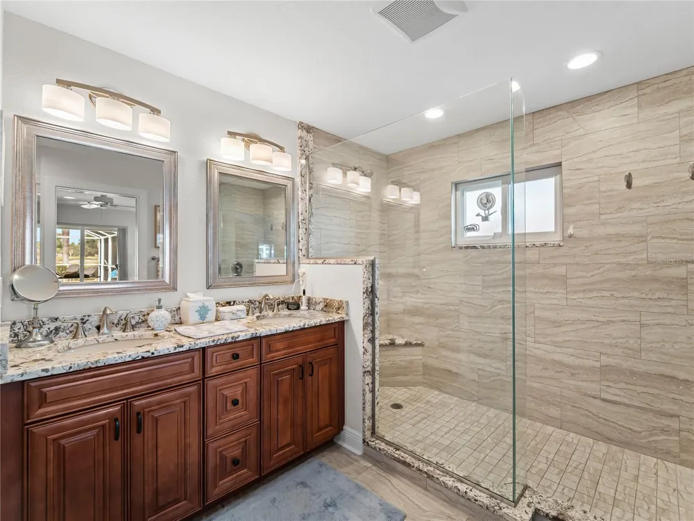 972 E GONDOLA DRIVE Venice, FL 34293