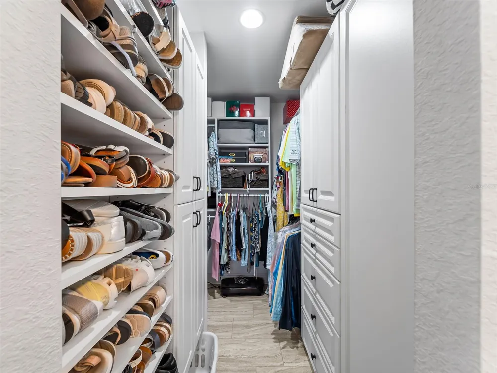 972 E GONDOLA DRIVE Venice, FL 34293