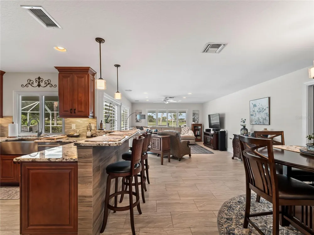 972 E GONDOLA DRIVE Venice, FL 34293