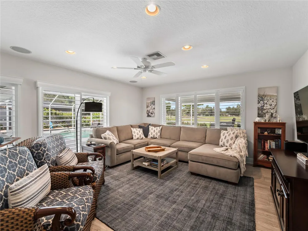 972 E GONDOLA DRIVE Venice, FL 34293