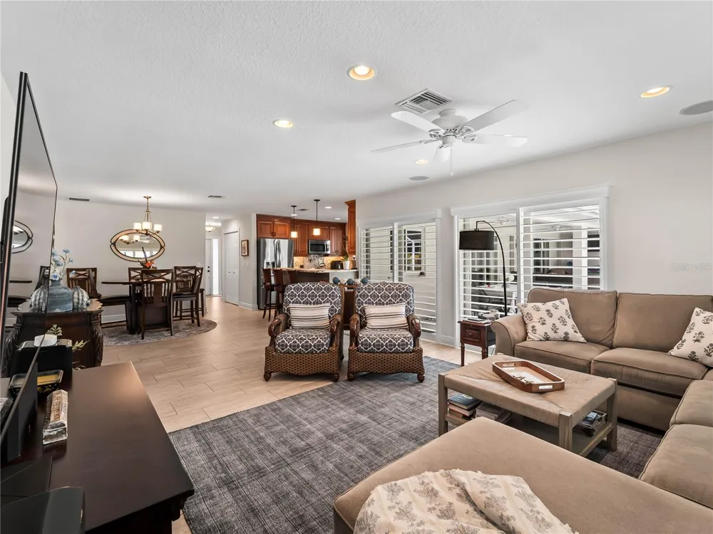 972 E GONDOLA DRIVE Venice, FL 34293
