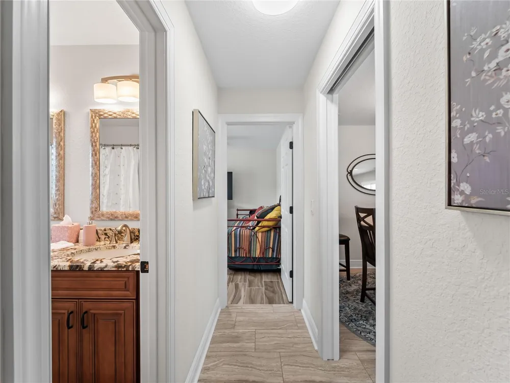 972 E GONDOLA DRIVE Venice, FL 34293