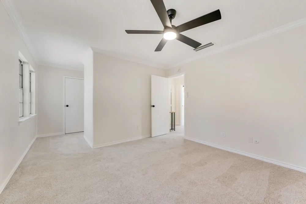 4816 Redwood Drive Garland, TX 75043