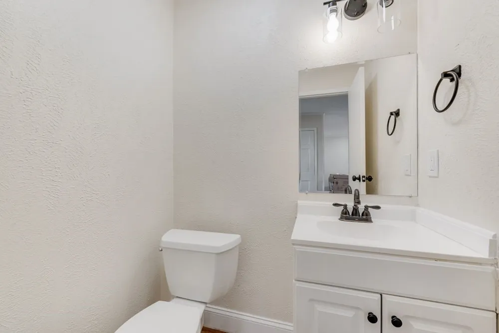 4816 Redwood Drive Garland, TX 75043