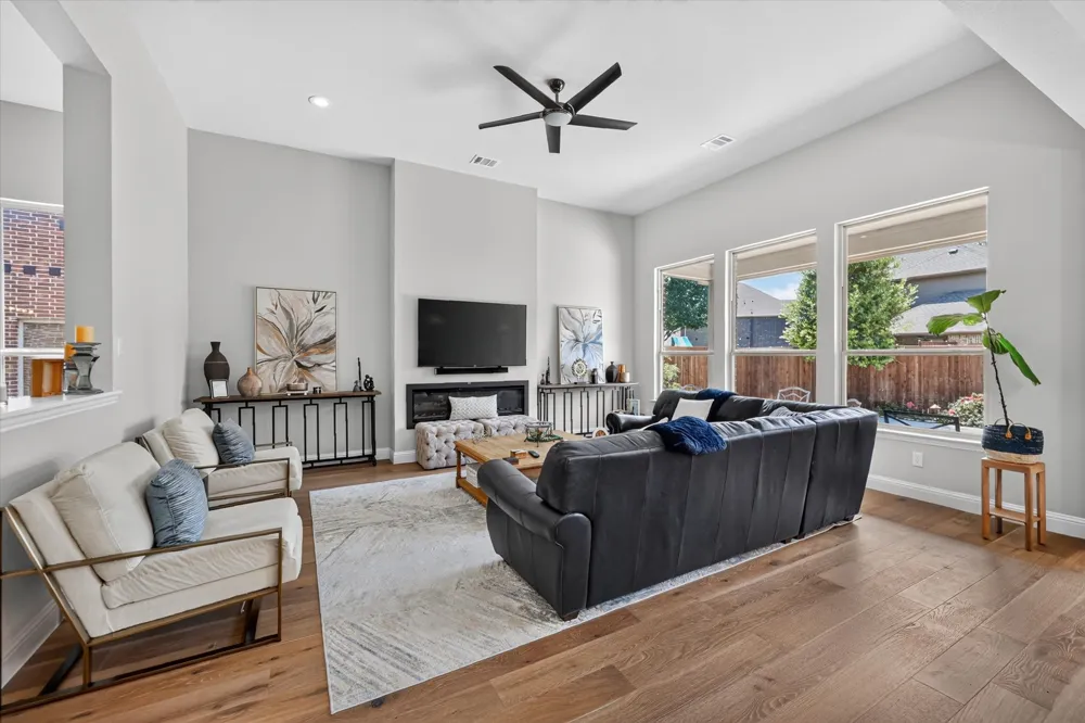 16195 Mapleshade Drive Frisco, TX 75035