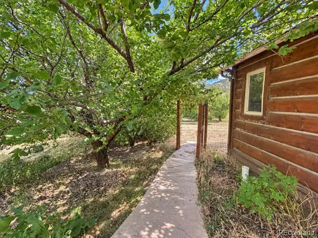 6085 County Road 210 Poncha Springs, CO 81201