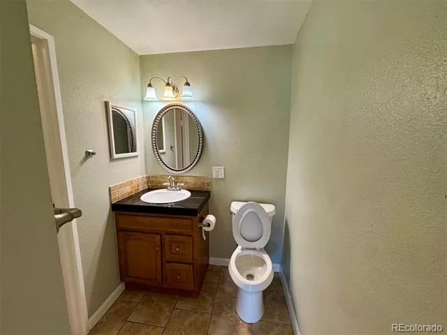 7375 E Quincy Avenue #207 Denver, CO 80237