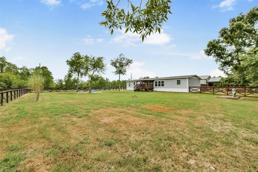 1566 Cr 610 #F Dayton, TX 77535