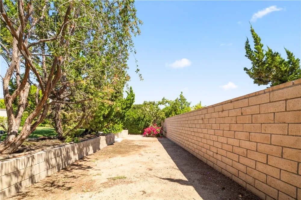 1860 Olivewood Street La Verne, CA 91750