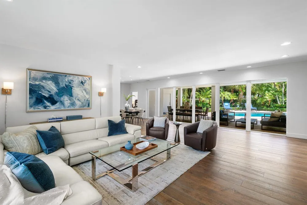 225 NW 11TH STREET Delray Beach, FL 33444