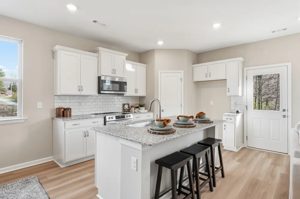 28 Aurora Cir Fayetteville, TN 37334