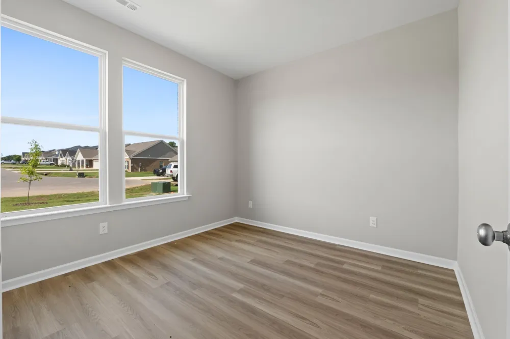 28 Aurora Cir Fayetteville, TN 37334