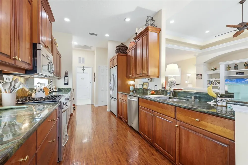 4132 BROOKPOINTE COURT Sarasota, FL 34238