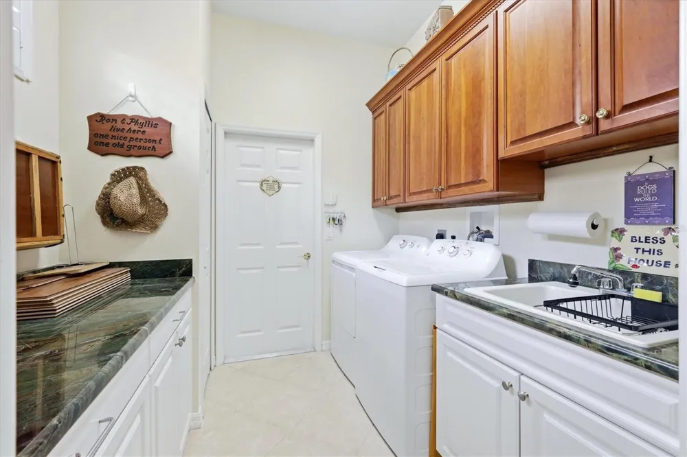 4132 BROOKPOINTE COURT Sarasota, FL 34238
