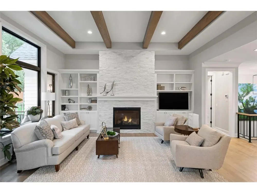 7091 Highland Court Eden Prairie, MN 55346